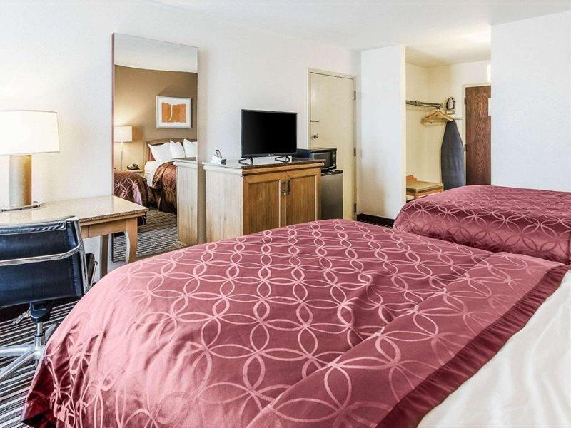 Econo Lodge Inn & Suites - Norton Extérieur photo