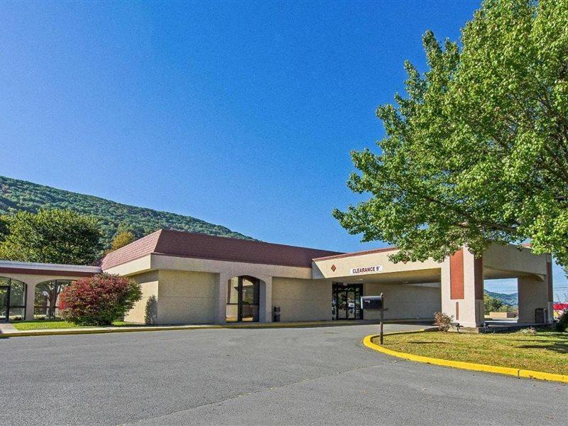 Econo Lodge Inn & Suites - Norton Extérieur photo