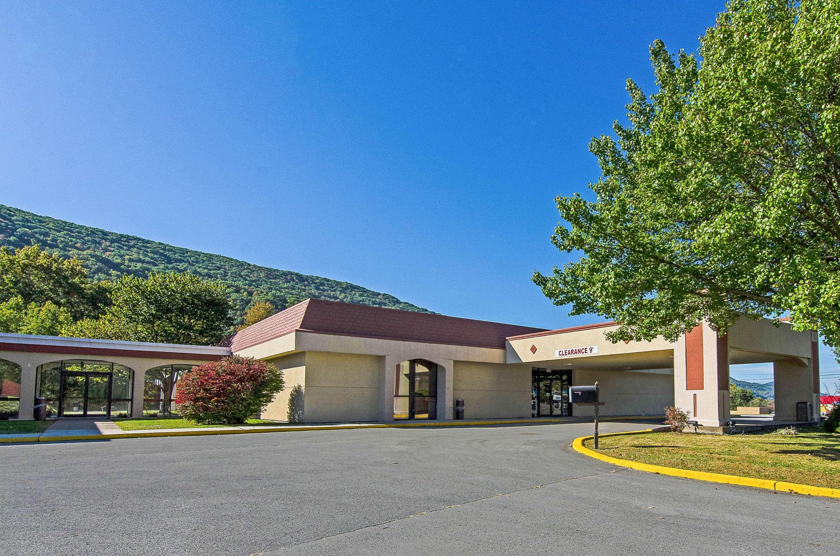 Econo Lodge Inn & Suites - Norton Extérieur photo