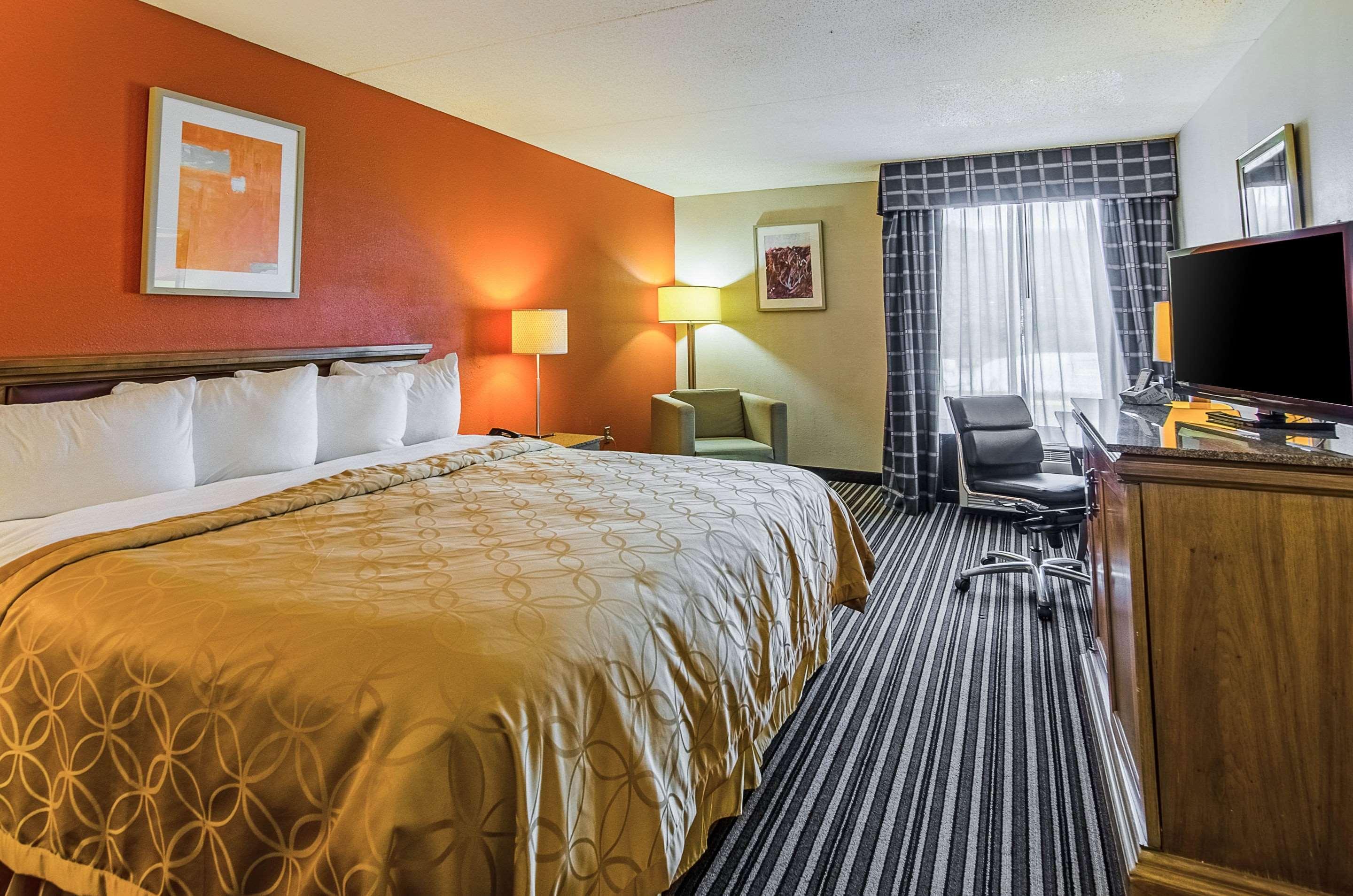 Econo Lodge Inn & Suites - Norton Extérieur photo