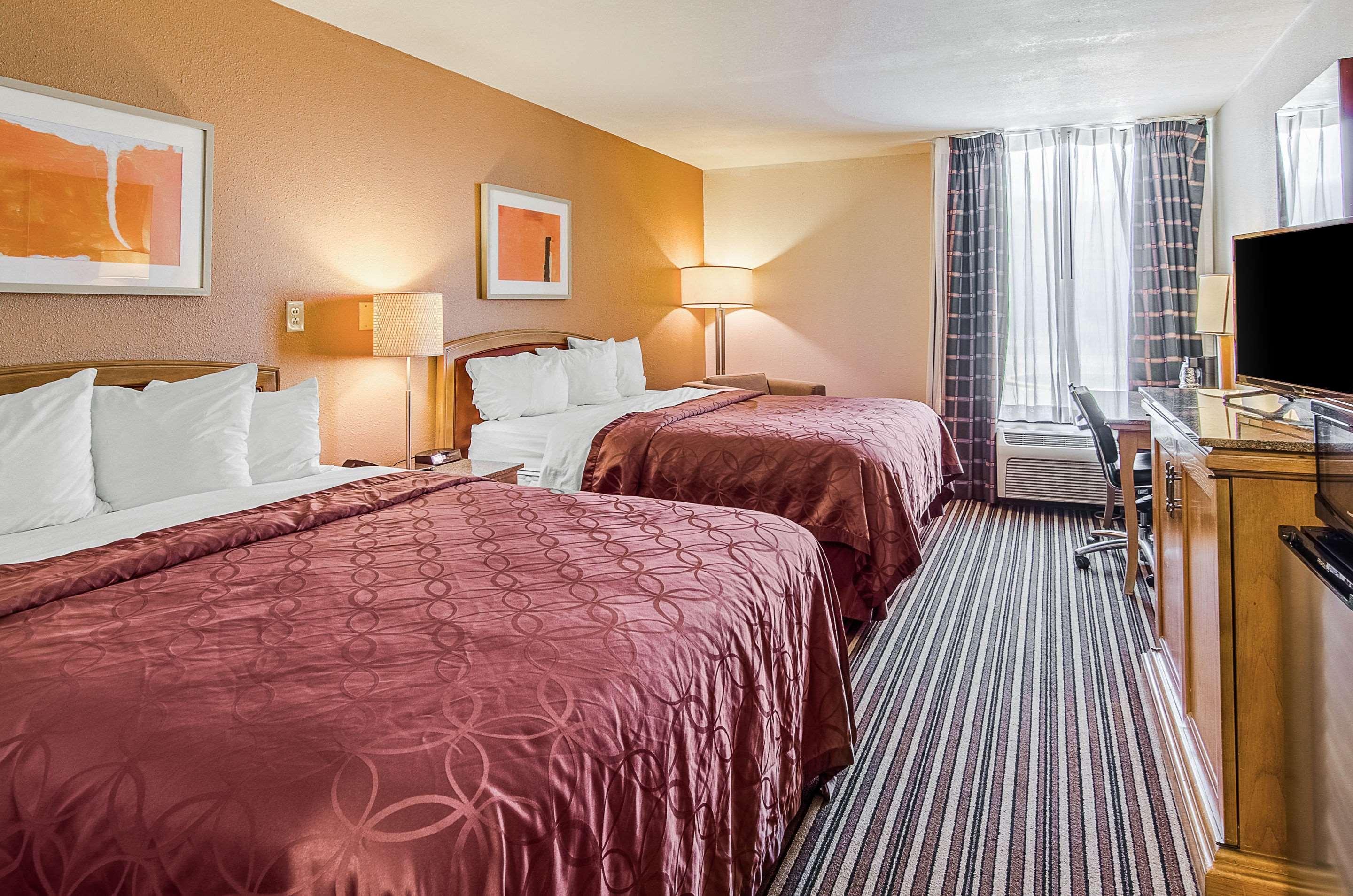 Econo Lodge Inn & Suites - Norton Extérieur photo
