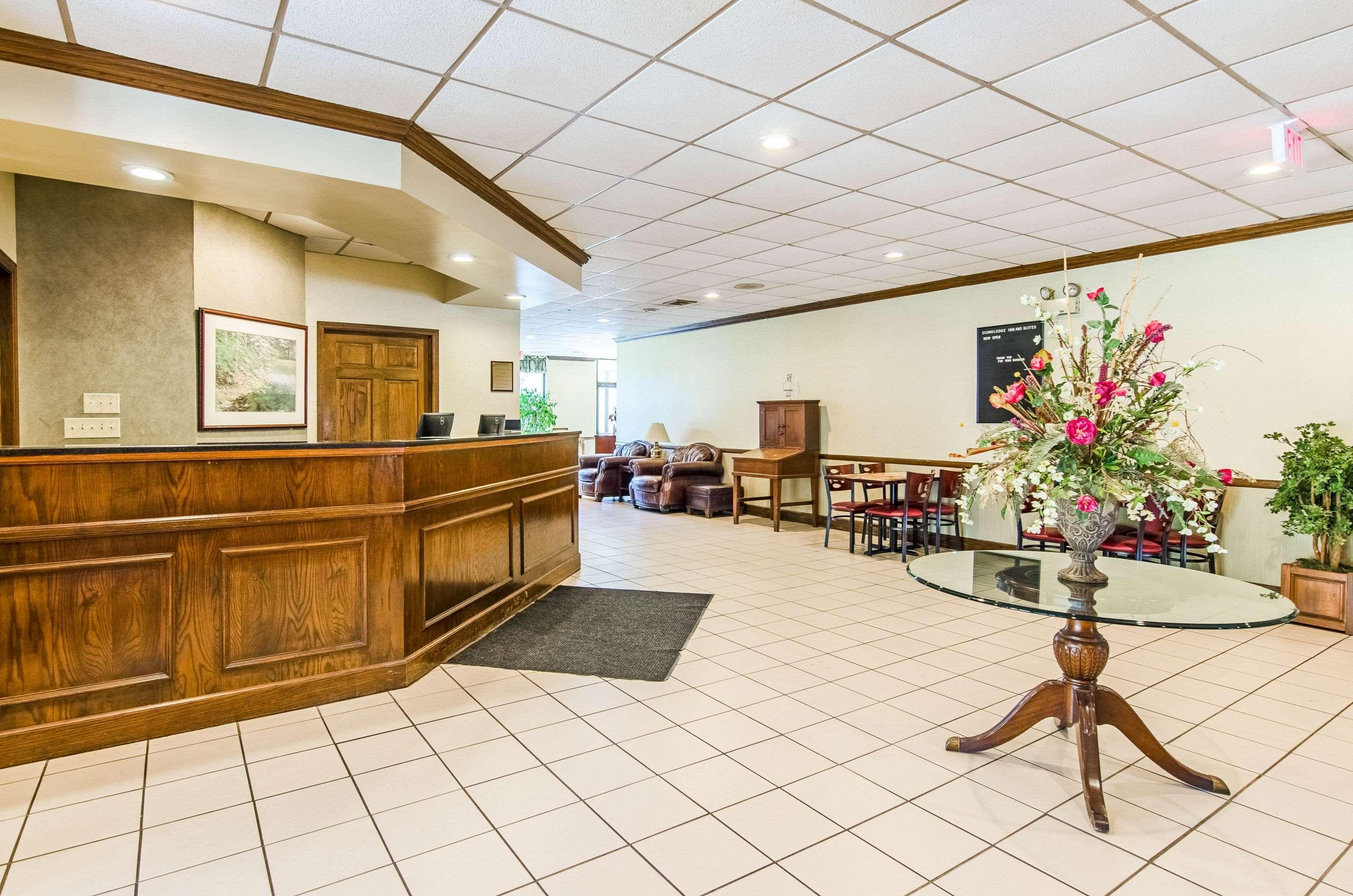 Econo Lodge Inn & Suites - Norton Extérieur photo