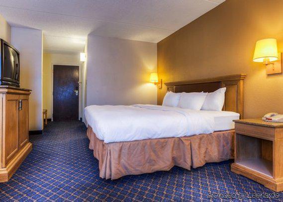 Econo Lodge Inn & Suites - Norton Extérieur photo