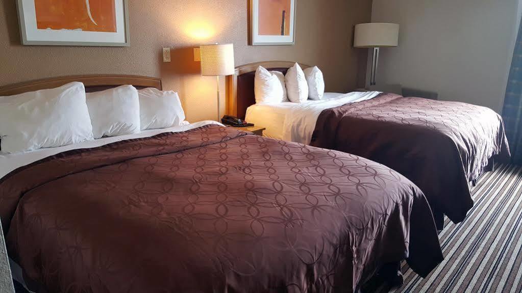 Econo Lodge Inn & Suites - Norton Extérieur photo