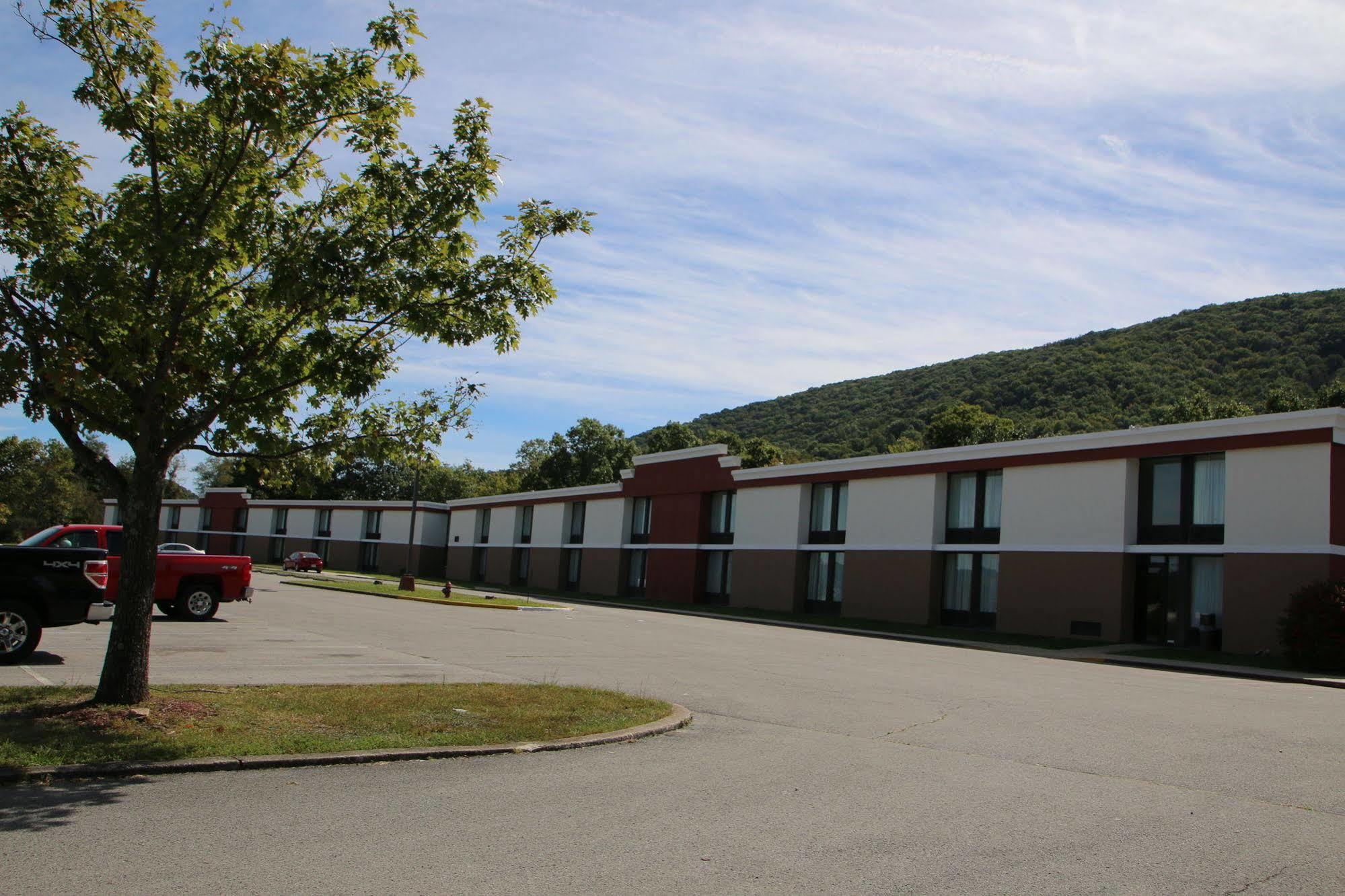 Econo Lodge Inn & Suites - Norton Extérieur photo